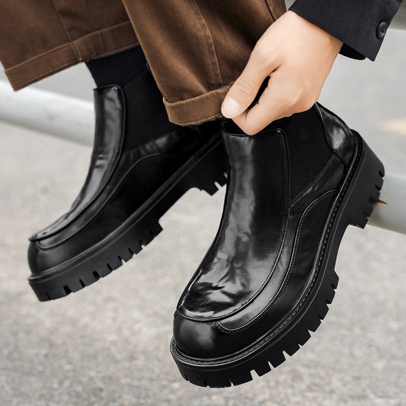 New designer black fashionable men's leather shoes for autumn and winter, retro ankle boots, round-toe business Chelsea boots