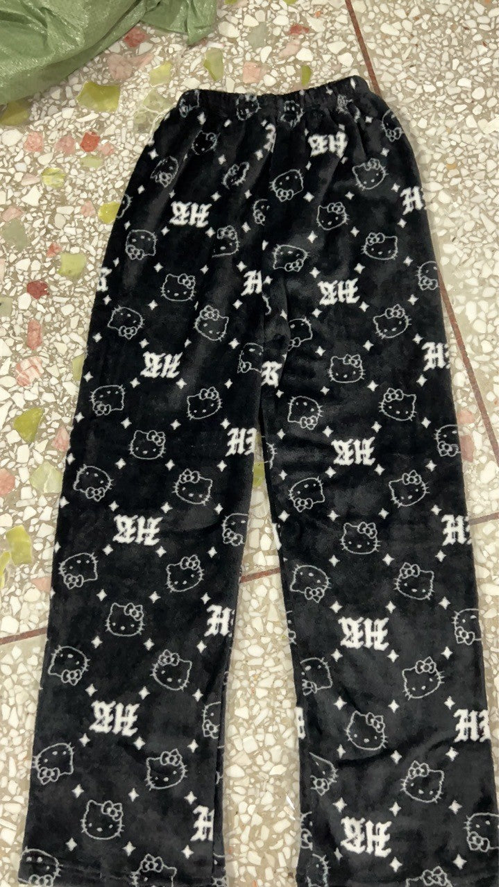 Pijama de Veludo Kawaii Hello Kitty Natal, Anime e Desenho Kuromi Outono e Inverno Roupas de Casal Casuais Soltas e Quentes para o Lar