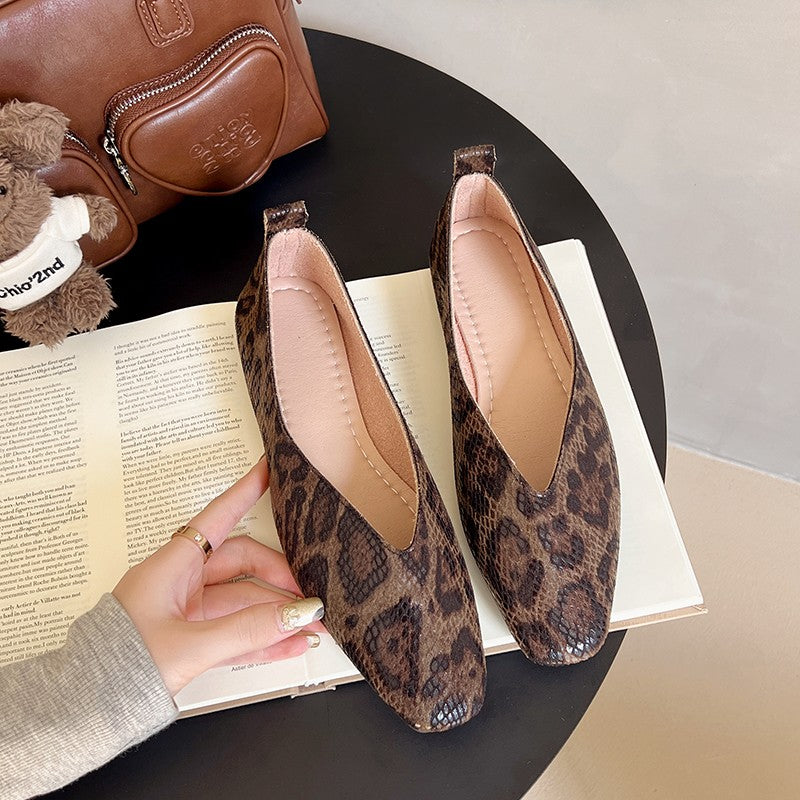 Big Size 35-43Snake Pattern Leather Woman Square Toe Shallow Ballet Flats Wowen Ballerinas Daily Slip on Loafers Mocasines Mujer