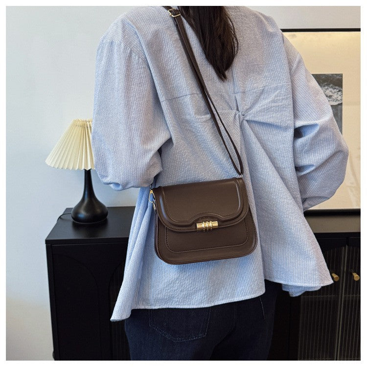 Latest Retro Crossbody Bag for Women High End Fashion Saddle Shoulder Handbag Unique Design