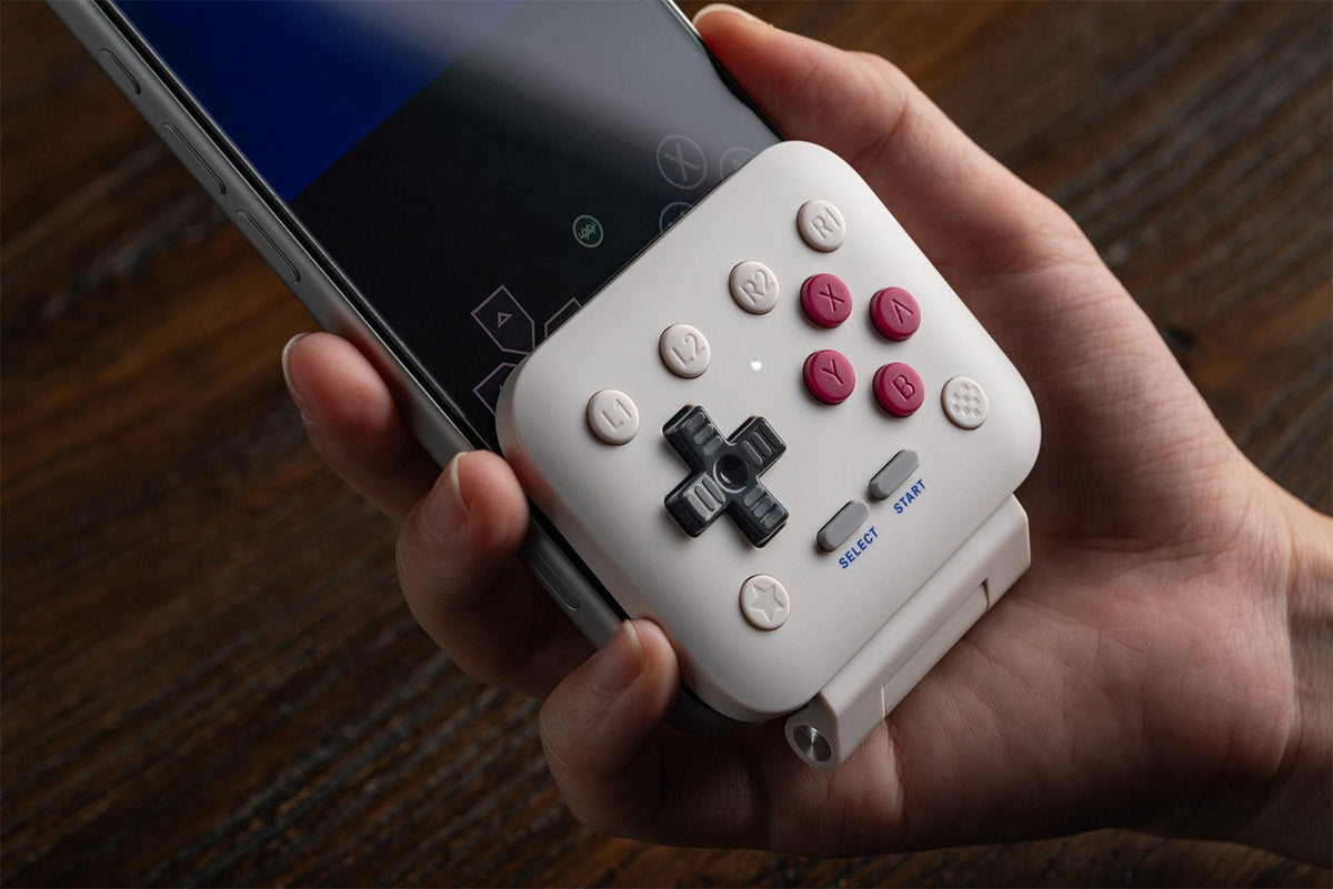 New 8BitDo FlipPad USB-C Flip-Style Mobile Game Controller For iPhone Android Vertical Mobile Gaming Gamepad