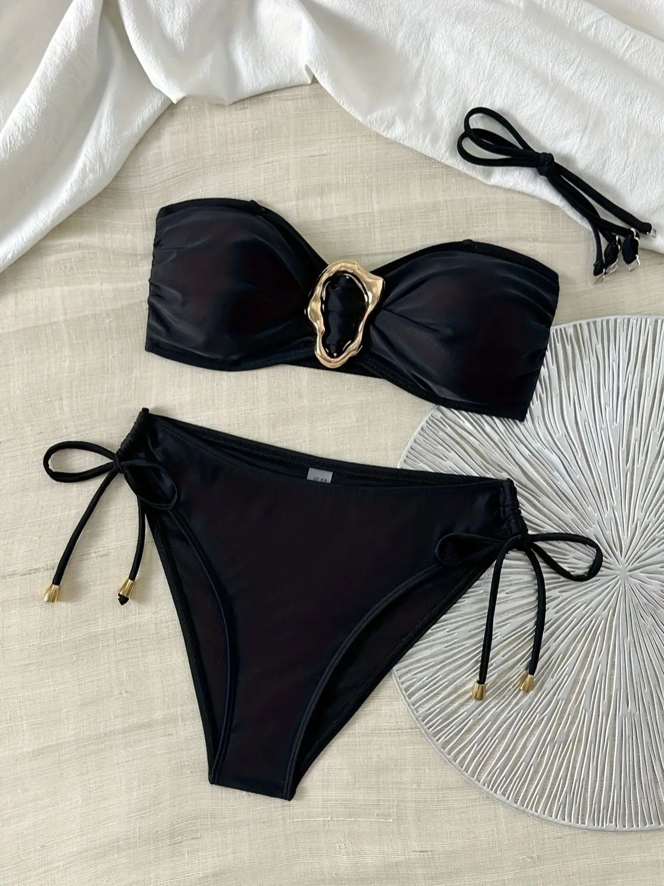 European and American sexy simple solid color fashion bikini set, side tie with metal accessorie