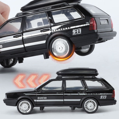 Miniatura Santana Quantum VolksWagenwerk Escala 1:32 em Liga Metálica, Decoração de Carro, Presente Criativo para Amigos, Brinquedo com Som e Luz