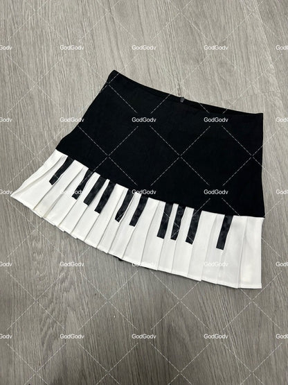 2000s Aesthetic Elegant Women Piano Skirt Stripe Design Y2k Slim Mini Skirt Female Black White Spliced Korea Style Chic Outfits