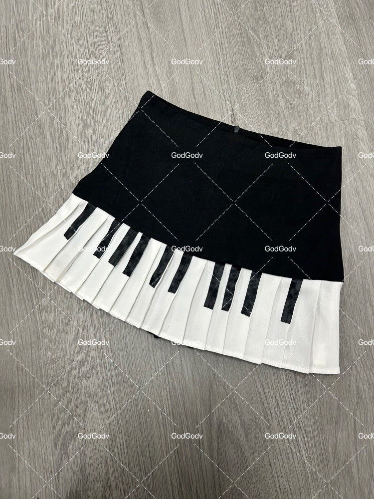 2000s Aesthetic Elegant Women Piano Skirt Stripe Design Y2k Slim Mini Skirt Female Black White Spliced Korea Style Chic Outfits
