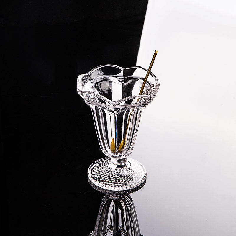 Copo de coquetel, taça simples, tigela de sorvete, prato frio, caneca, taça de vinho, copos de suco com borda de flor, copos para bebidas, taça de sobremesa para festa