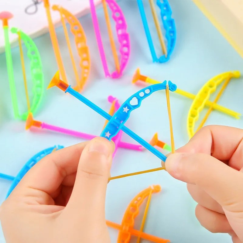 12/24/36Pcs Mini Shooting Small Bow and Arrow Outdoor Game Birthday Party Outdoor Sports Party Kindergarten Carnival jhh