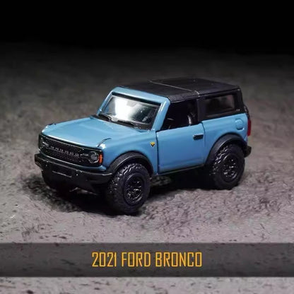 Liquidação Bburago Série 1:64 Ferrari Sp3 812c Lamborghini Bugatti Bolide Liga Miniatura Diecast Carros Brinquedos Presente para Crianças