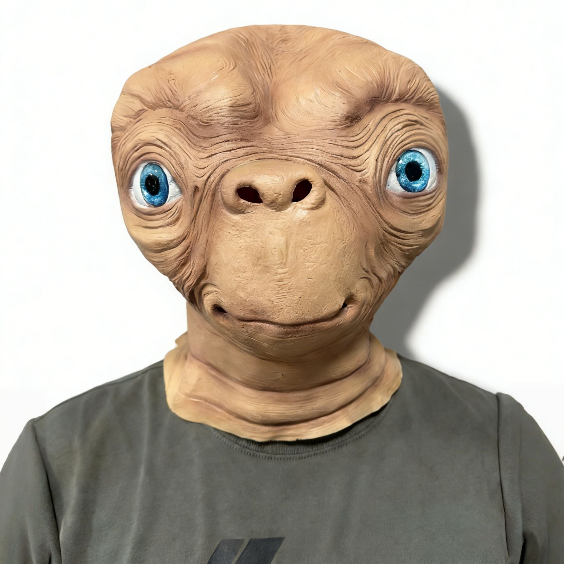Realistic Alien Latex Mask Extraterrestrial Big Eyes Full Head Mask Sci-Fi Space Creature Cosplay Costume Halloween Party Horror