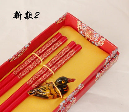Hashis de madeira 2 pares com descanso características chinesas China Affairs apresenta melhor presente pauzinhos lembrança