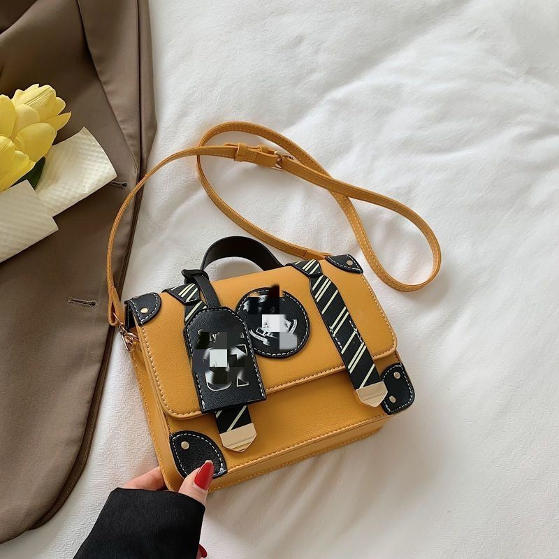 Magic Academy Style Cambridge Bag Handheld Crossbody British Style Postman Bag