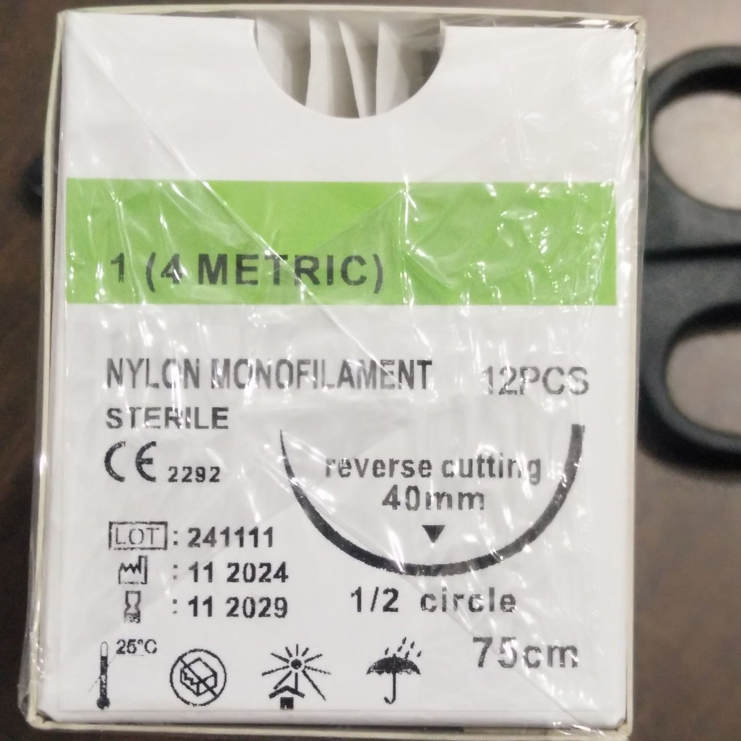 Fio de sutura absorvível para animais de estimação, fio de sutura cirúrgica com agulha, fio de sutura veterinário específico 2-0, fio de sutura PGA 910 para cães e gatos