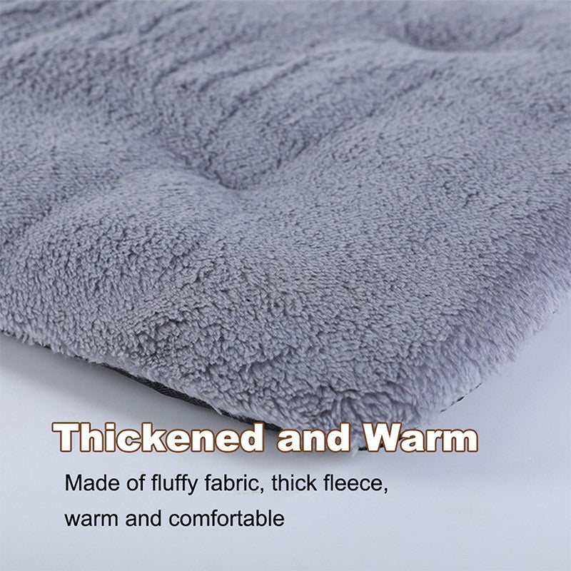 Self-Warming Heated Pet Pad Thick Indoor/Outdoor Mat for Dogs & Cats Energy-Saving Cushion Bed Anti-Slip Kennel Mat Pet Supplies