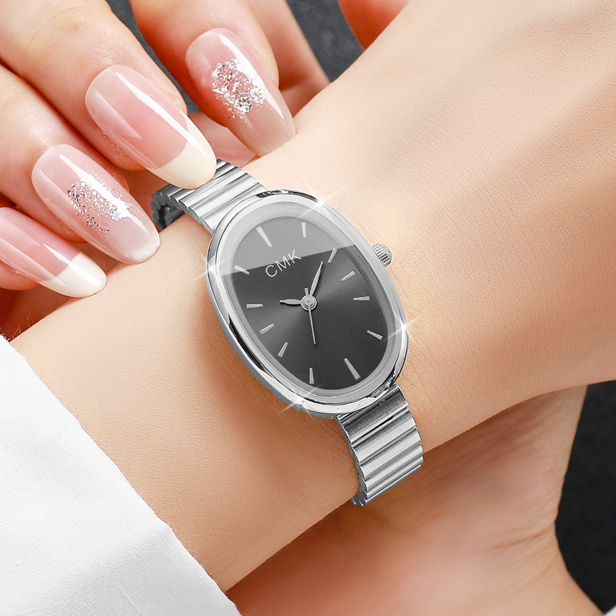 Fashion Oval Dial Women Watches Ultra-thin Strap Analog Quartz Wristwatch Girls Clock Reloj Mujer?Without Box?