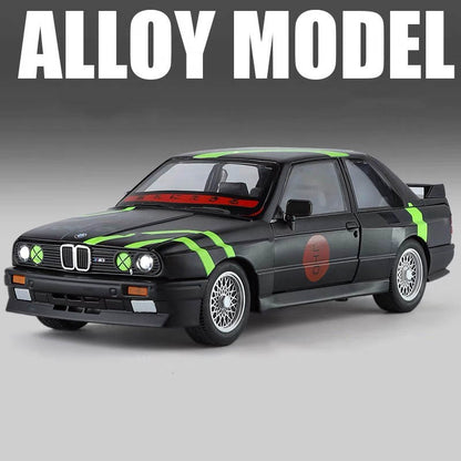 1:24 1988 BMW E30 M3 IM Liga Escala Modelo Carro Diecast Miniatura de Metal Carro Som?Luz Coleção de Carros Clássicos Brinquedo Infantil Veículo
