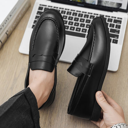 High Quality Men Loafers Comfortable Lightweight Casual Shoes Leather Dress Shoes Slip on Flat Fashion Business Shoes Moccasins