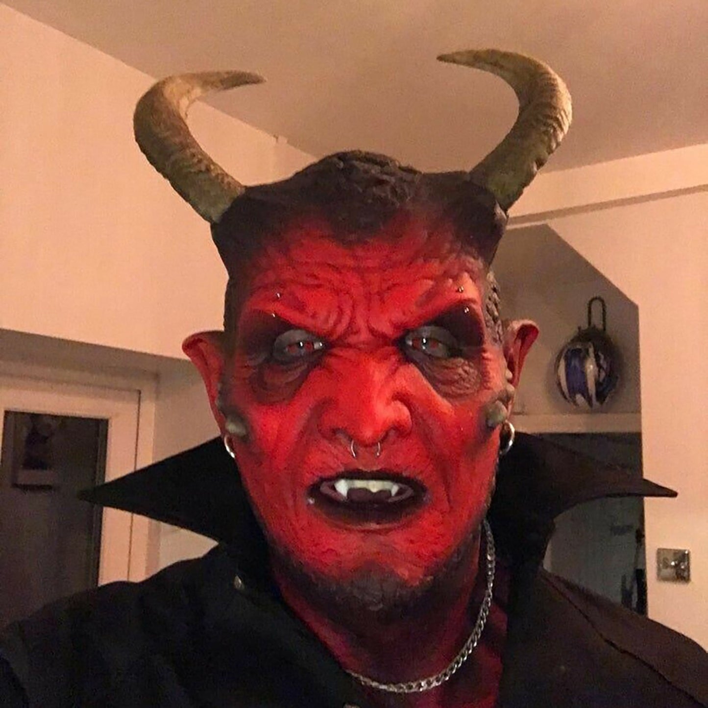 kari-Demon Latex Mask Devil Realistic Prank Present Spooky Toy Halloween Decoration Halloween Mask Party Cosplay Accessories