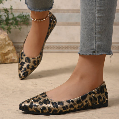Leopard Shoes 2025 New Women Flats Woman Casual Shoes Pointe Toe Spring Summer Flat Fashion Ladies Shoes Slip-on Big Size