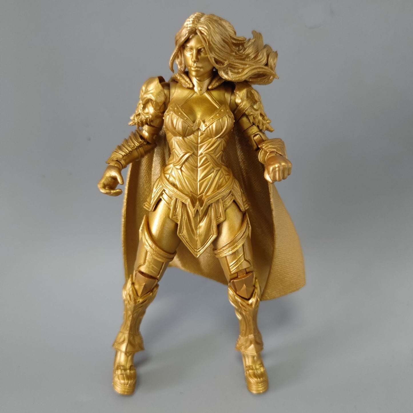 Multiverse Bat-Herói Dr.-Destino Atom Espantalho Silêncio Mulher-Maravilha Dourada 7" Boneco de Ação Solto