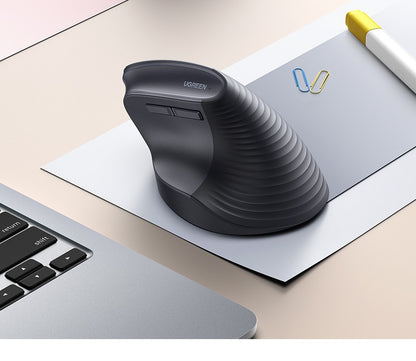 Mouse Sem Fio Vertical UGREEN 2.4G Ergonômico 4000DPI 6 Botões Silenciosos para MacBook, Tablet, Notebooks, Computador, PC, Mouse Preto e Rosa