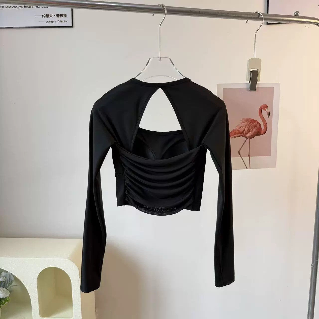 Women's Long-Sleeve Sports Top with Chest Pads, Yoga Wear, Pilates Training Fitness Apparel, Running