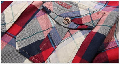 New Summer Men Short Sleeved Plaid Shirts Male Outdoor Multi Pockets Tooling Shirts Quality Man Cotton Loose Casual Cargo Shirts