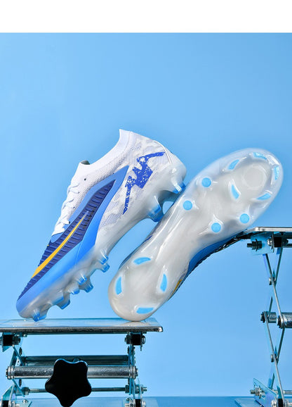 New Men Football Shoes High Quality Fast Soccer Shoes Society Cleats Professional Football Field Boots FG Sneaker Low Cut