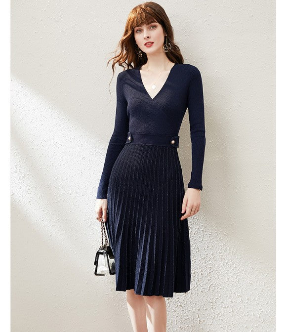 MARKOWO Desinger Brand 2022  Autumn and winter niche wool retro temperament slim V-neck knitted pleated dress