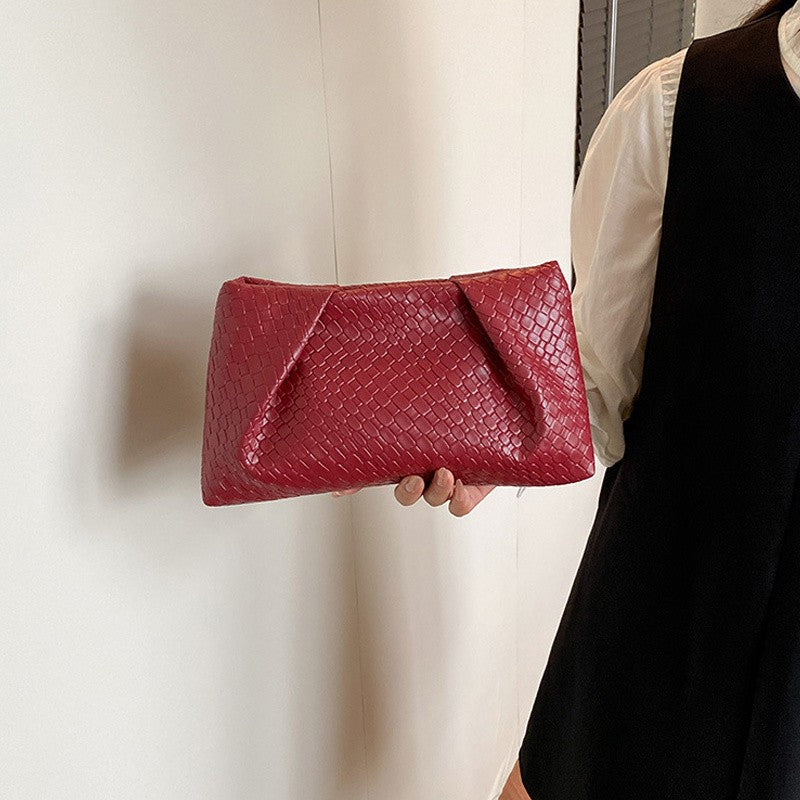 Large Capacity Shoulder Bag New Fashion Popular Woven Commuter Simple Clutch Bags Retro Evening Phone Pocket