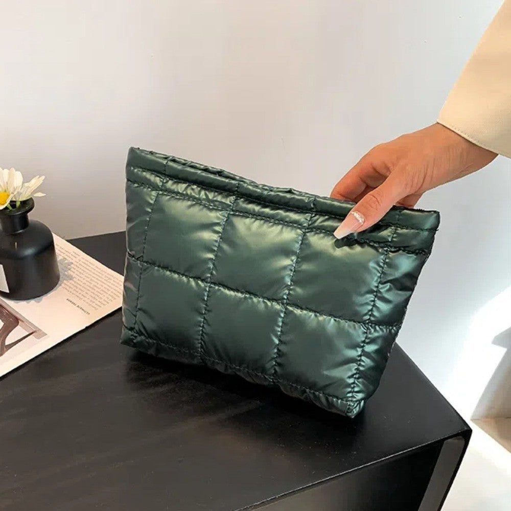 Cotton Filled Puffer Pouch PU Leather Large Capacity Puffer Padded Makeup Bag Waterproof Korean Style Thick Plaid Clutch Bag