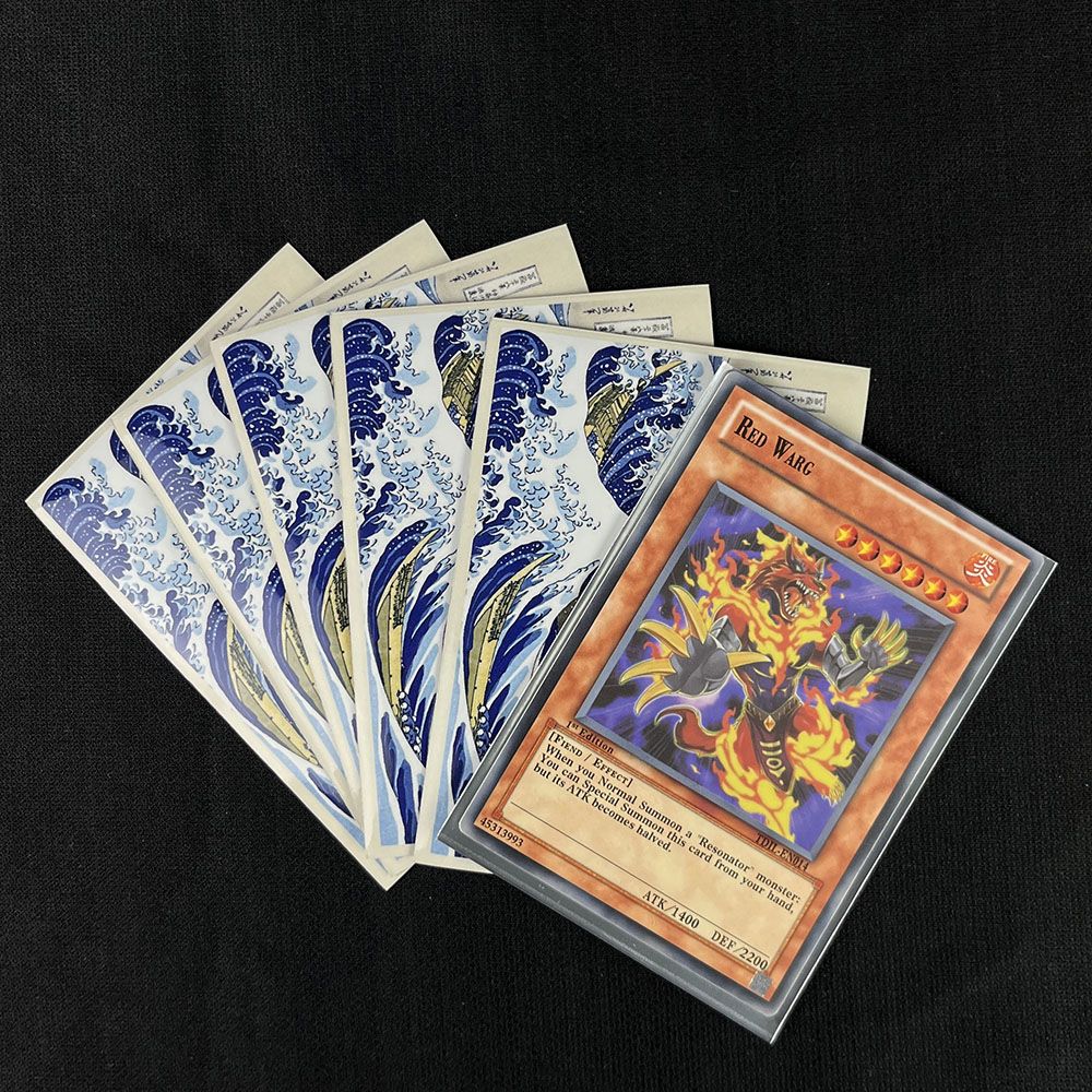 60 UNIDADES Protetores de Carta Multidimensionais Estampas Japonesas de Surf Protetores de Carta de Negociação Protetores de Carta de Desenho Animado para MTG/PKM/YGO