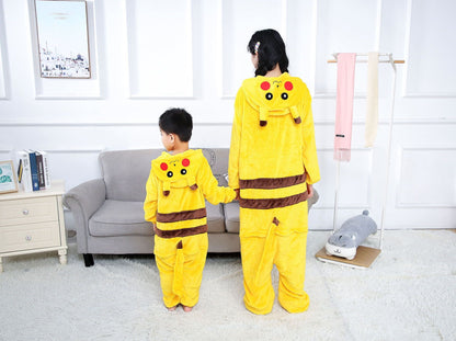 Pokemon Pikachu Flanela Quente Roupas de Casa Infantil Outono&Inverno Macacão Macio Cosplay Animal Moletom Pijama Presente para Pais e Filhos