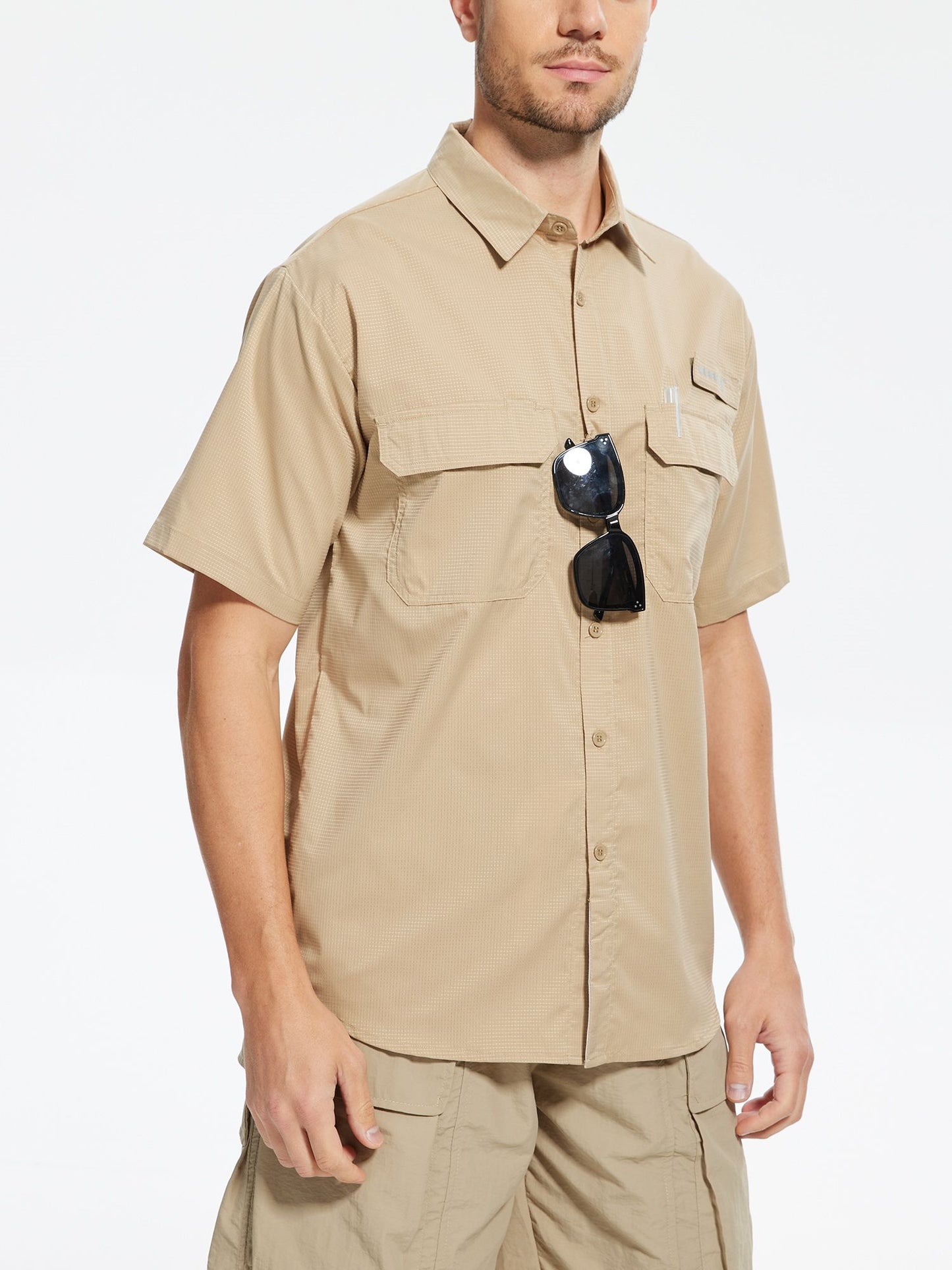 Men's UPF 50+ Short Sleeve Sun Protection Fishing Shirts, Rashguard Casual Button Down Fishing Hiking Shirt with Breathable Mesh