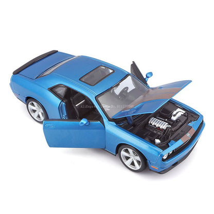 Maisto 1:24 2008 DODGE CHALLENGER SRT8 modelo de carro de liga metálica fundido, modelo estático de precisão, presente de coleção, brinquedo de maré