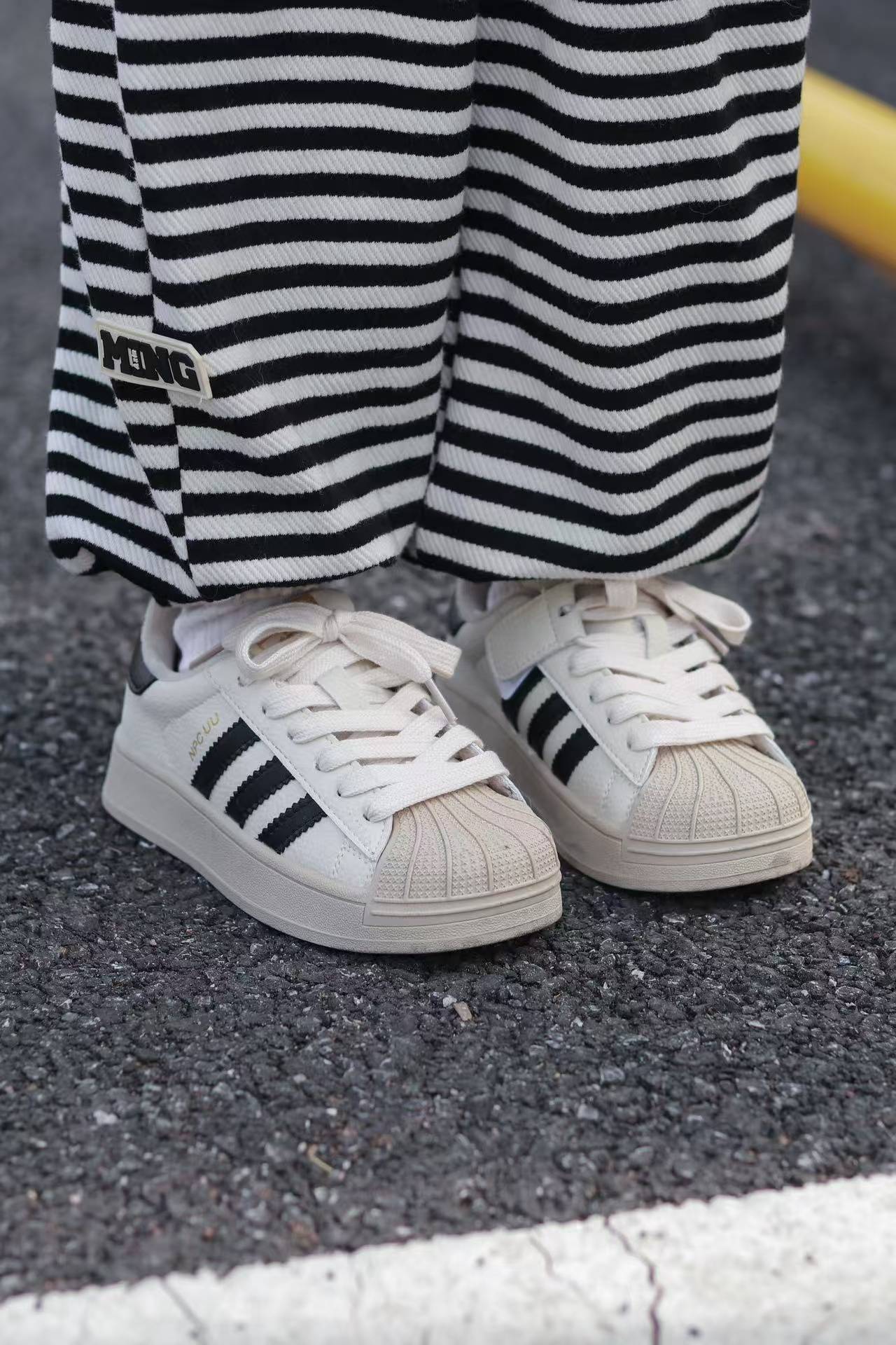 2025 Spring New Korean Style Sports Training Shoes for Kids Boys and Girls Breathable Sneakers