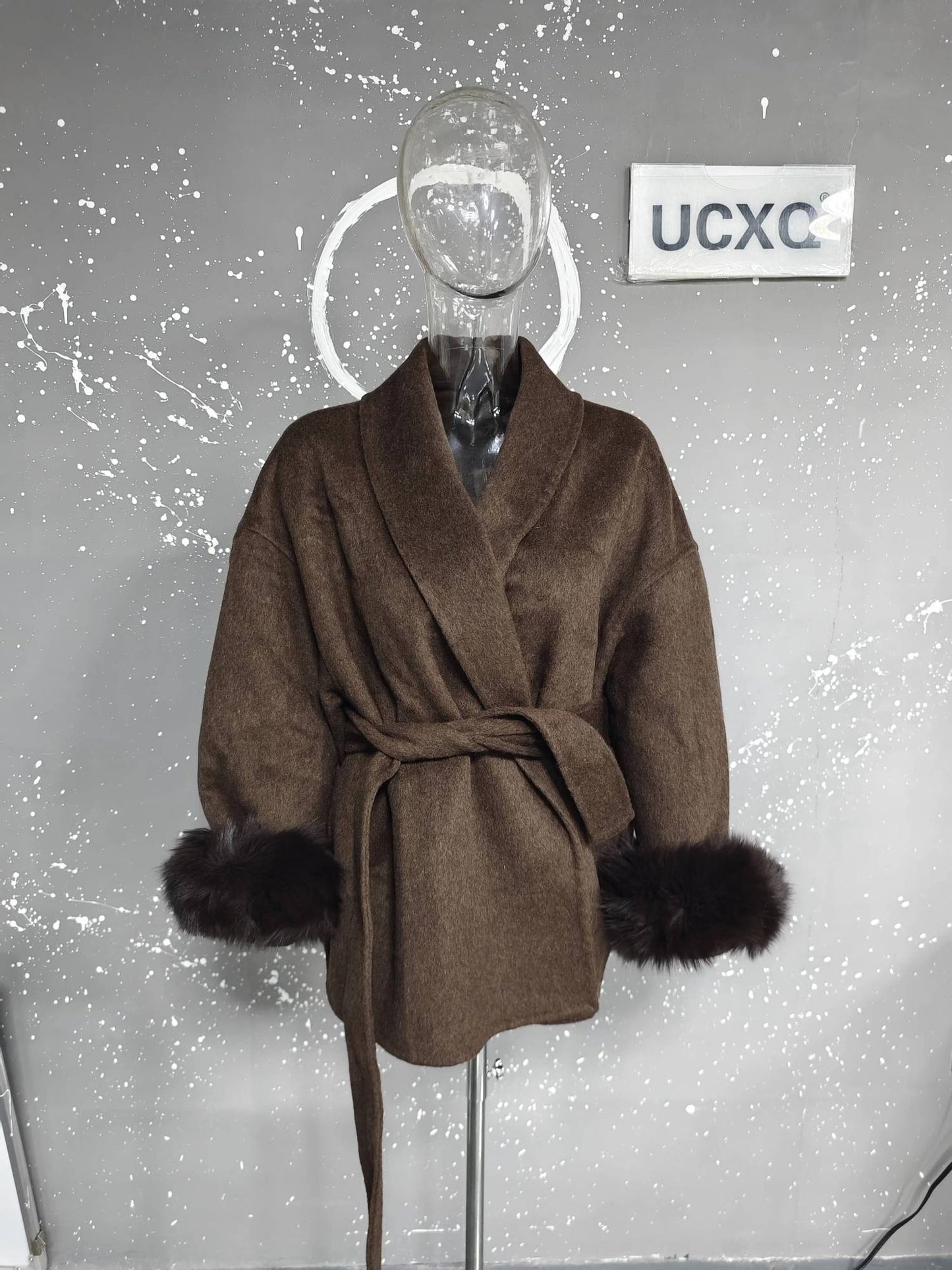 UCXQ Casaco Feminino Elegante OL para Escritório com Retalhos de Pelo Manga Comprida Lã Jaqueta de Roupa Feminina Bonita Outono Inverno 2025