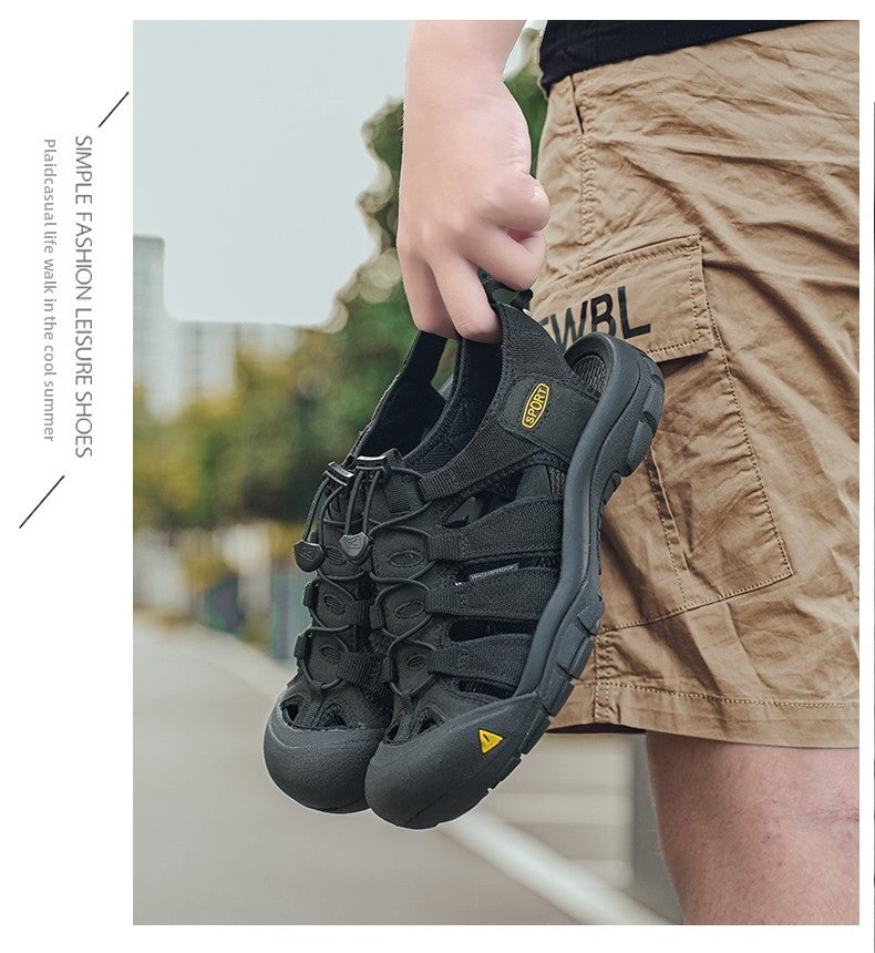 2025 Summer Men's Sandals Thick soled Baotou beach shoes Outdoor oversized casual Shoes Male lightweight hollow sandals Homme
