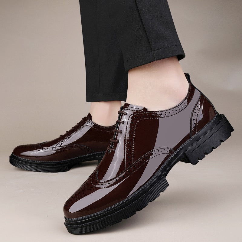 Male Brogue Shoes Thick Bottom Brand Mens Oxfords Shoes Men Patent Leather Fashion Smooth Coiffeur All-match Men's Wedding Shoes