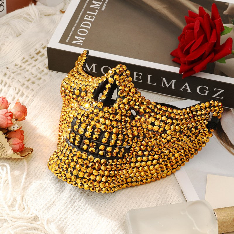 Rhinestone Cat Masquerade Mask, Full Crystal Cat Face Half Mask for ManWomen, Halloween Costume, Prom, Wedding, and Themed Party