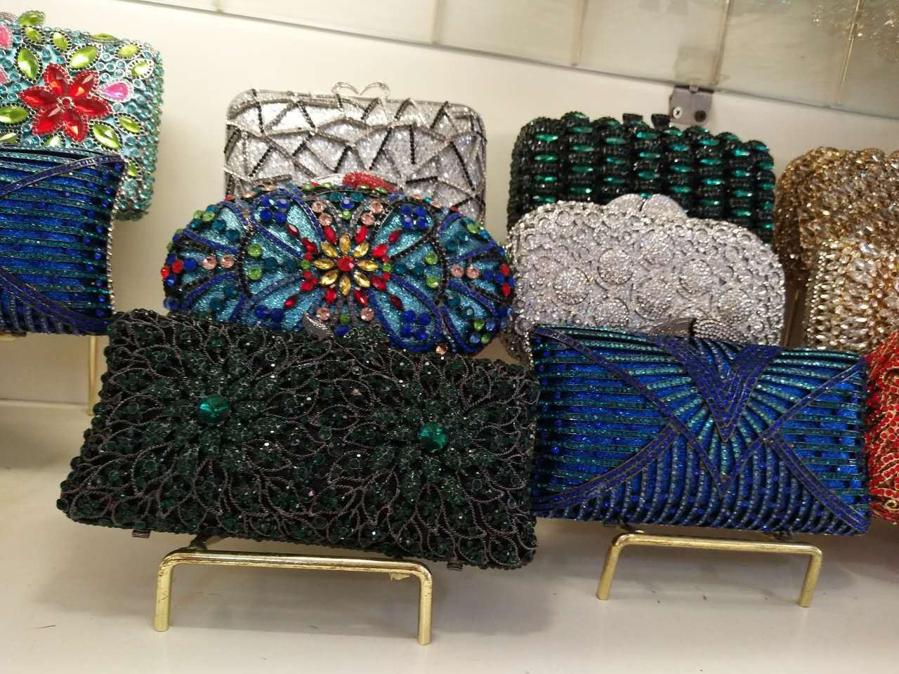 XIYUAN Pink/Black/Blue/Gold Crystal Evening Clutches Bag Hollow Out Women Metal Clutch Purse Wedding Party Prom Dinner Handbag