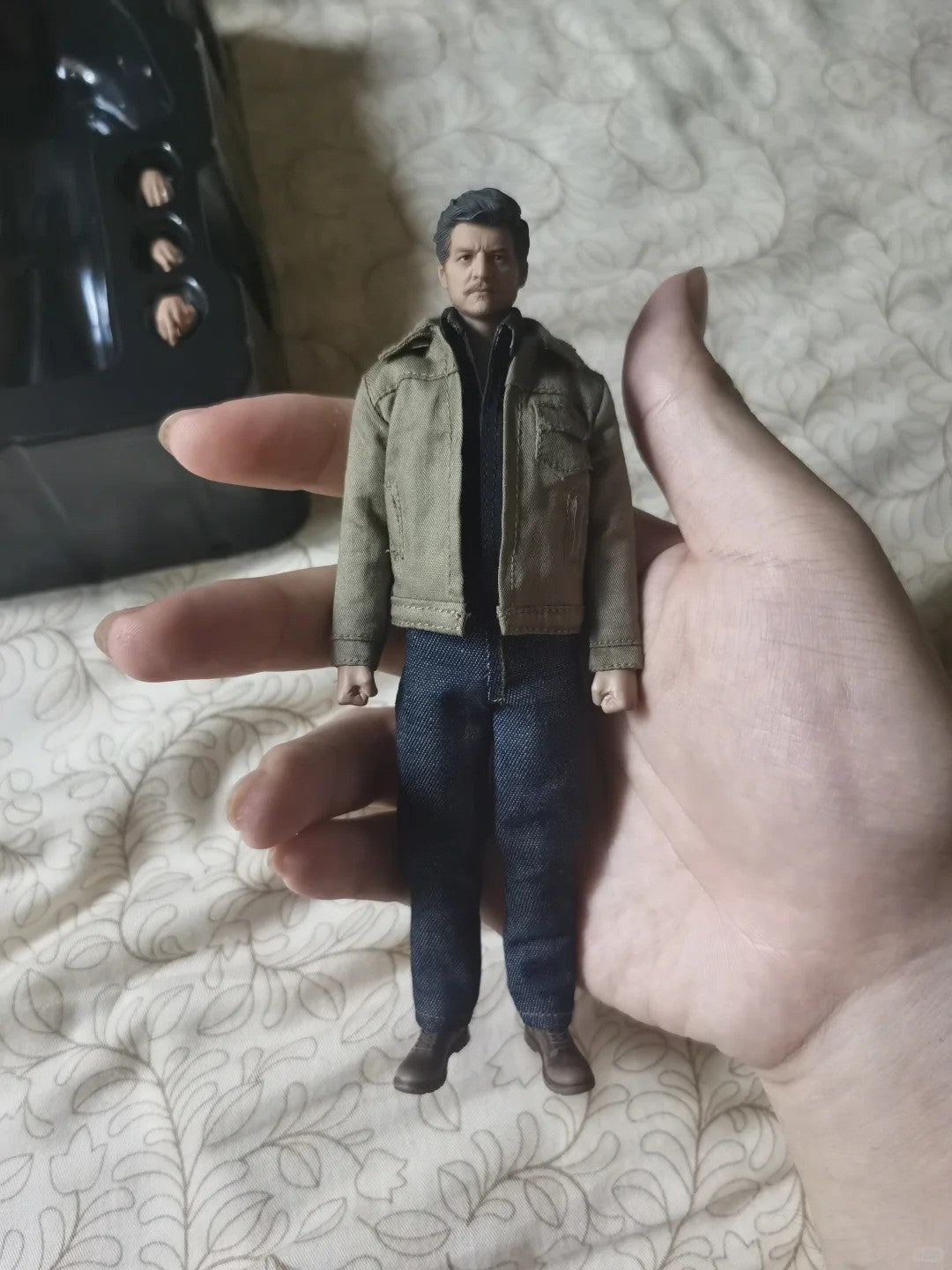 Brinquedos Premium 1/12 The Last of US Soldado Masculino Boneco de Ação Joel Conjunto Completo Boneco de Ação Articulável Cerca de 15 cm de Presente