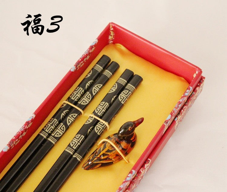 Hashis de madeira 2 pares com descanso características chinesas China Affairs apresenta melhor presente pauzinhos lembrança