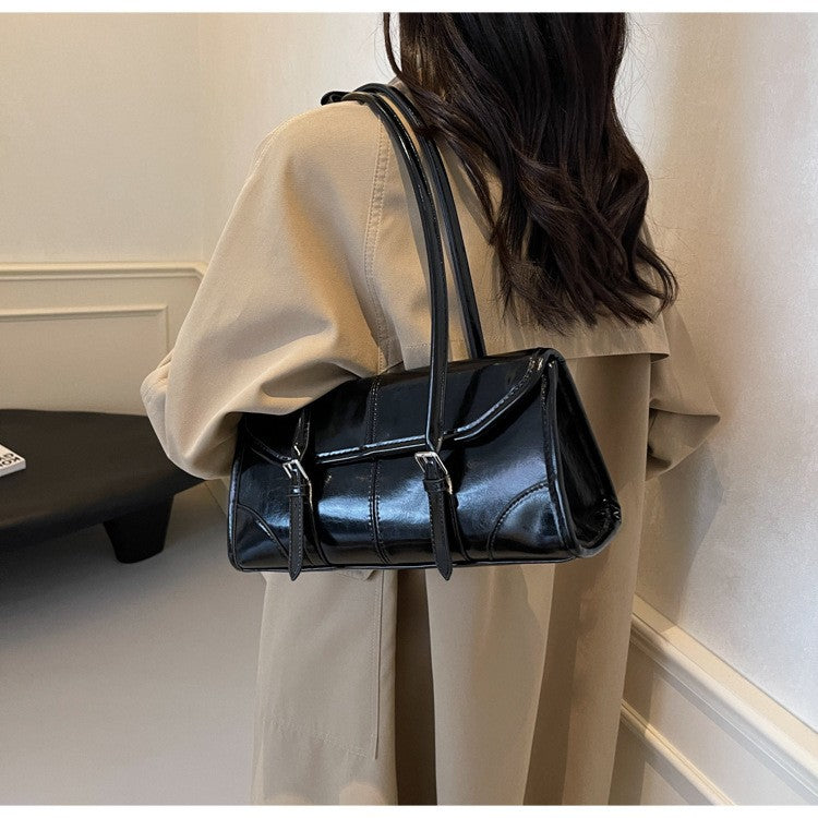 High End Burgundy Oil Wax Leather Underarm Bag Elegant Women's Magnetic Buckle Shoulder Bag Commuter Versatile Ladies Tote Bags