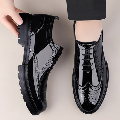 Male Brogue Shoes Thick Bottom Brand Mens Oxfords Shoes Men Patent Leather Fashion Smooth Coiffeur All-match Men's Wedding Shoes