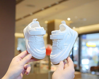 Children's White Shoes Spring and Autumn Kid's Sports Shoe Anti slip Lightweight Boys Board Shoes Soft Sole Baby Casual Shoes
