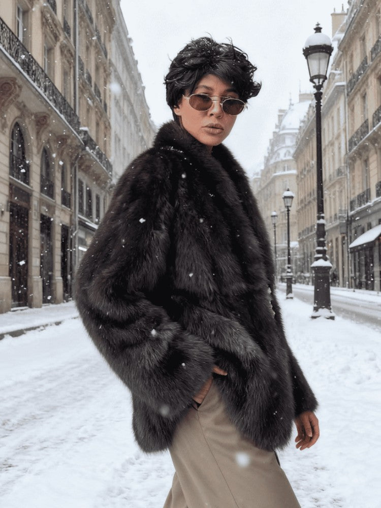 Lady Faux Fur Short Coat Women Lapel Hidden Button Full Sleeve Loose Warm Outwear 2025 New Winter Office Commute Overcoat New