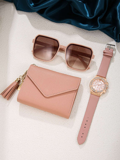Ladies' watch set, consisting of 3 pieces each, including glasses and a wallet, is an ideal gift for her