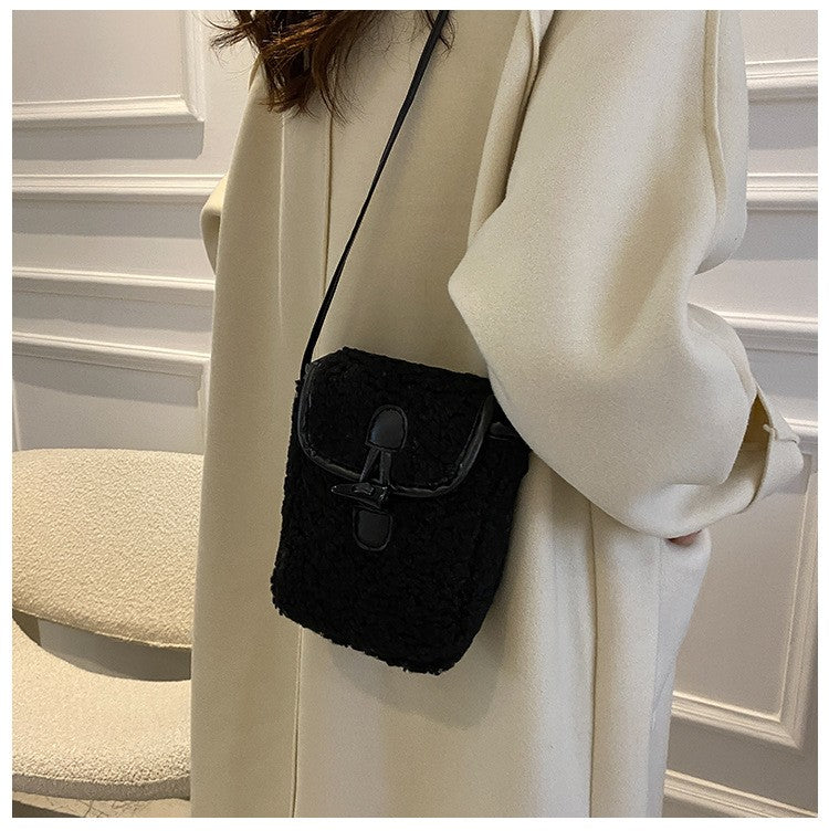 Fashion Winter Lambswool Phone Bag Sweet Lovely Portable Women Wallets Square Purse Faux Fur Plush Shoulder Bags Purses Handbags