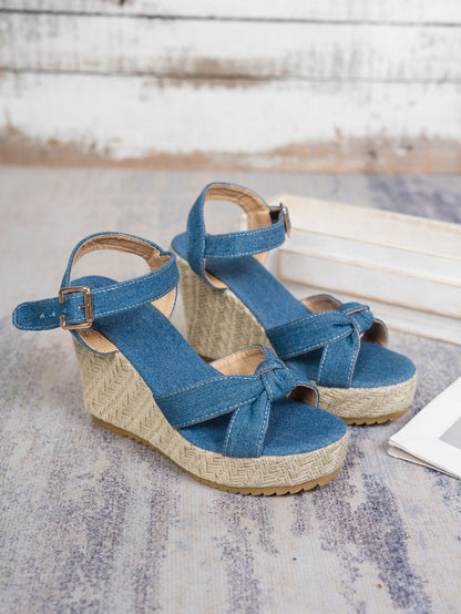 2025 New Summer Comfortable Round Toe Buckle Thick Sole Casual Sandals Fashionable Wedge Banquet High Heels Women's Shoes