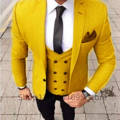 Fashionable brown suit set Suitable for formal occasions such as dinner parties, weddings, and business events. Three pieces, id